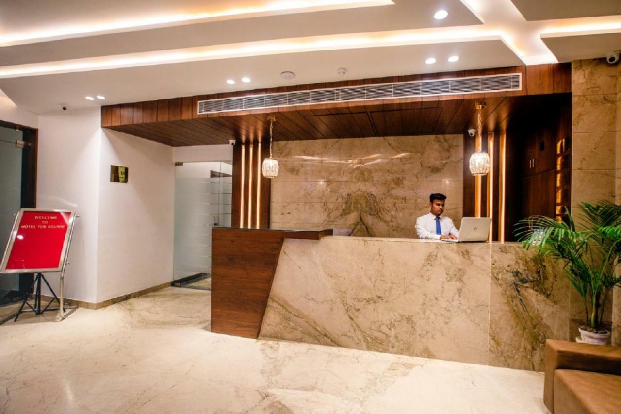 Dům (400 m²), pokoje: 21, vlastní koupelny: 21, destinace: Tajganj Agra  Exteriér fotografie